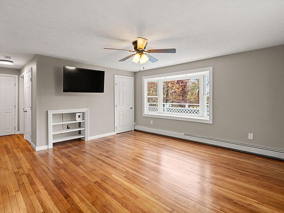 5th image of 130 Old Barnstable Road