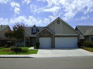 3131 N Bridle Ave, Fresno, CA 93727