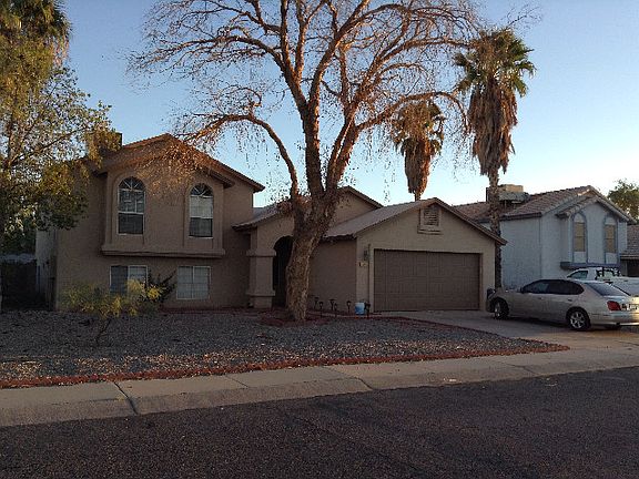 3rd image of 1225 E Avenida Isabela