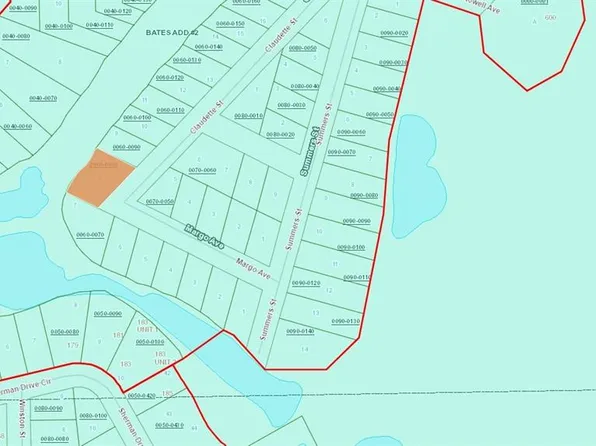 121 Claudette St #8, Interlachen, FL 32148