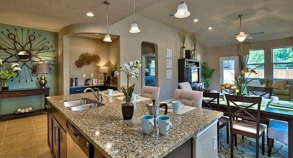 5th image of 6411 Lionheart Park