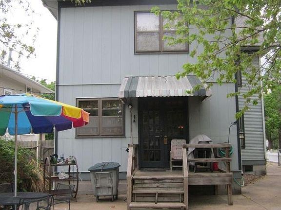 3rd image of 739 S Santa Fe Ave