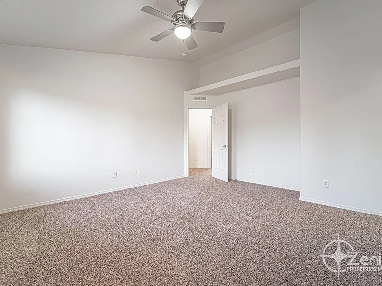 5242 N St — Photo 22