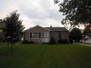 202 6th Ave, Sully, IA 50251