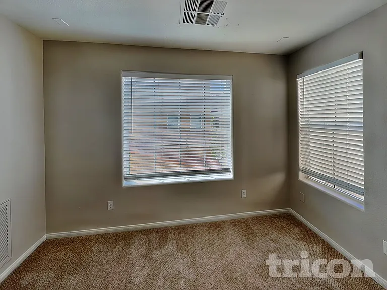 8921 Paula Jean Ave — Photo 2