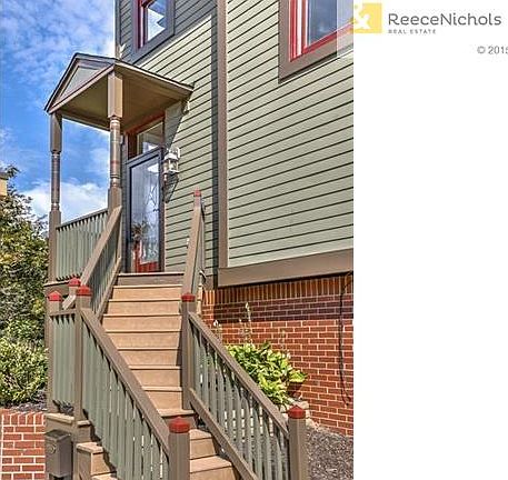 3rd image of 2943 Grand Ave