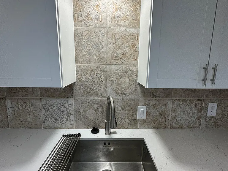 Kitchen sink