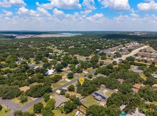 201 Pecan Ln, Georgetown, TX 78628