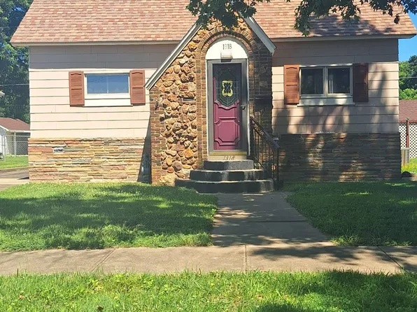 1318 S Highland Ave, Chanute, KS 66720