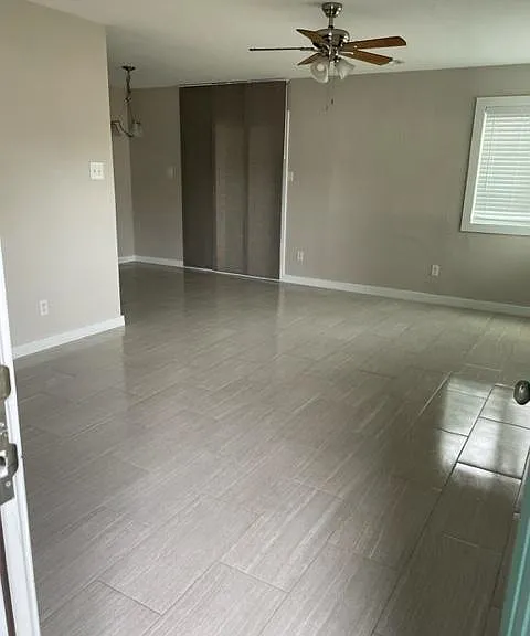 1807 Harbor Dr #B — Photo 3