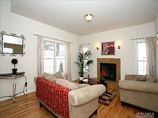 2nd image of 379 Staples St