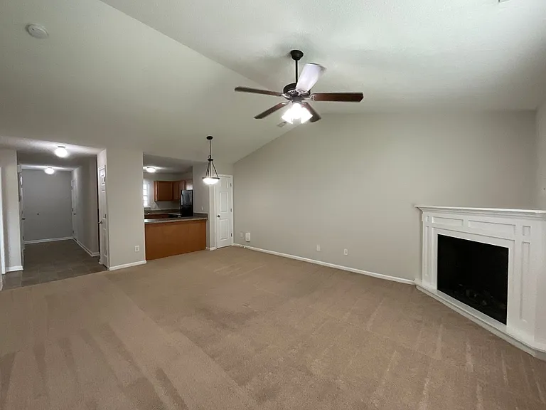 Meridian Park Apartments — Photo 147