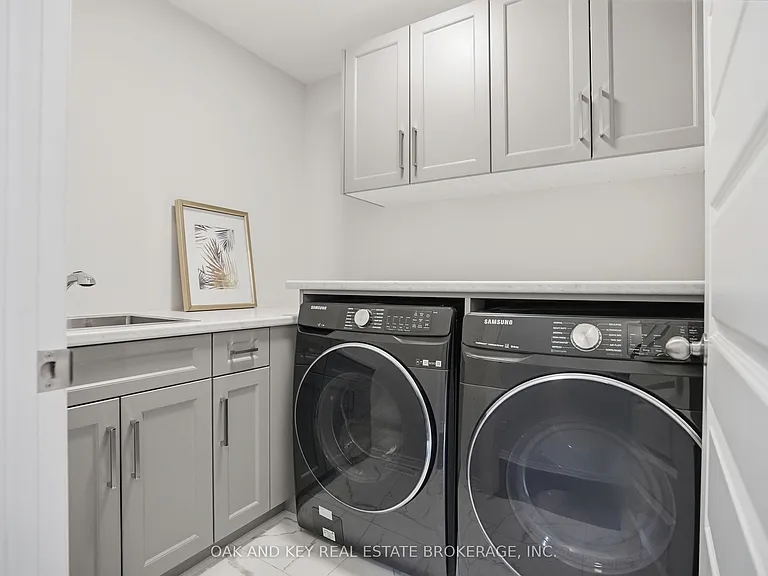 11 Bowman Dr — Photo 39