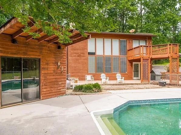 1891 Berry Pearce Rd, Timberlake, NC 27583