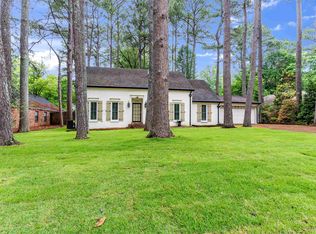 8050 Farmington Blvd, Germantown, TN 38138