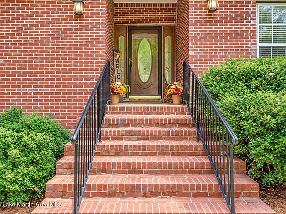 4th image of 96 Laurelview Rd