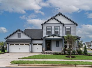 35 Welcome Dr, Fuquay Varina, NC 27526