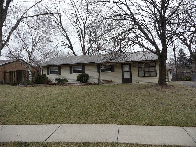 2nd image of 253 Edgehill Dr