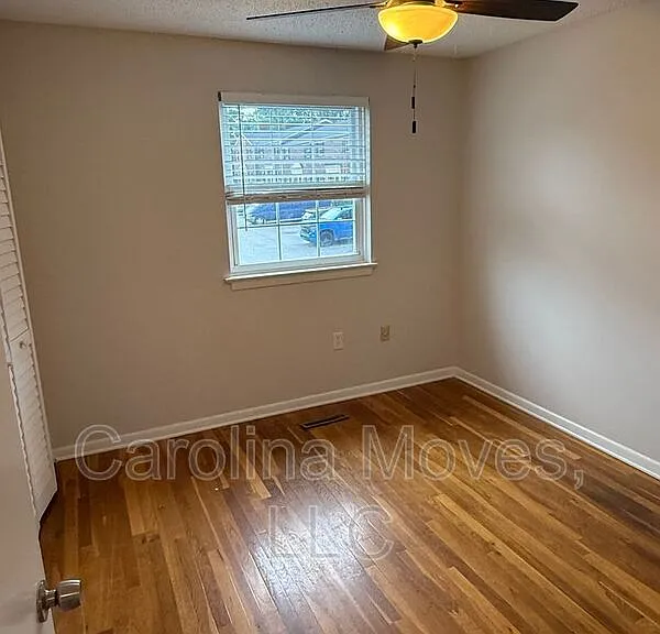 2530 E North St #13-G — Photo 8