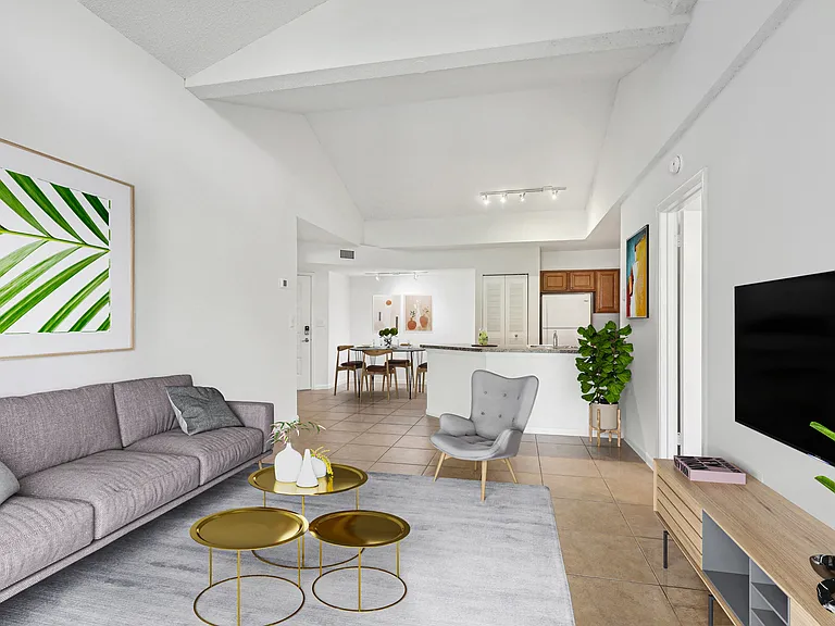 Sheridan Ocean Club Apartments — Photo 78