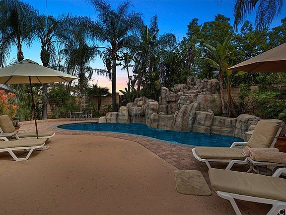 2nd image of 4020 Cerveza Cir