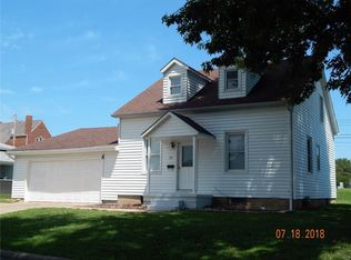 231 E South 5th St, Red Bud, IL 62278