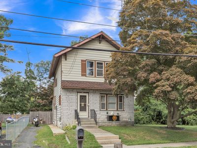 27 Pacific Ave, Deptford, NJ, 08096