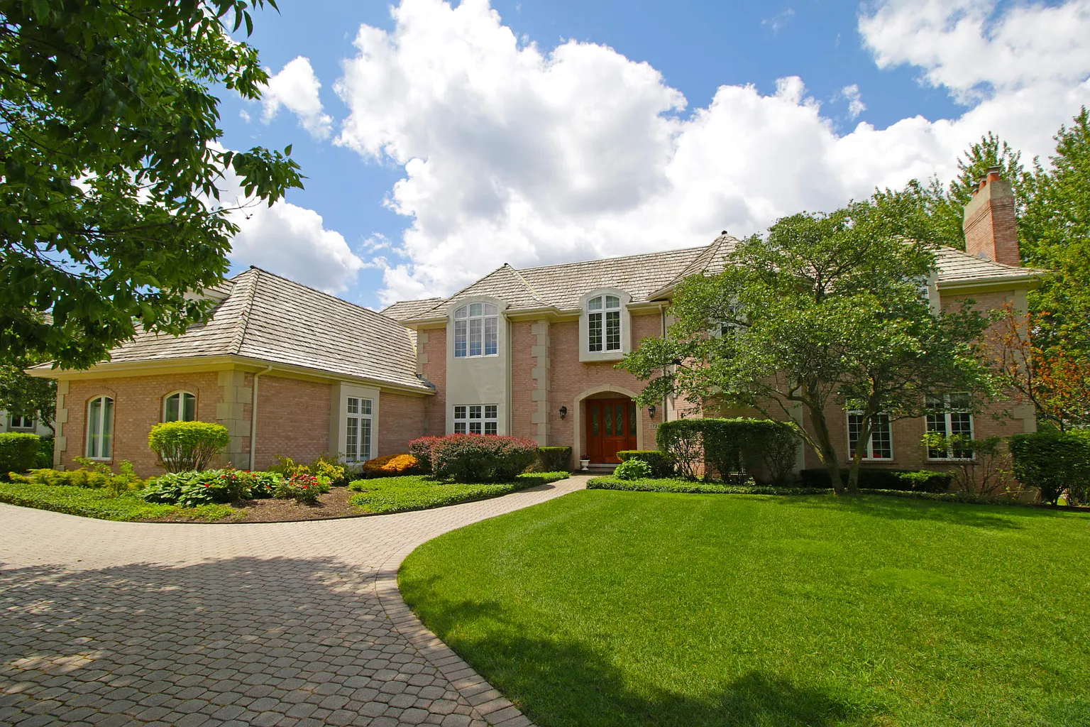 1726 Midwest Club Pkwy photo 1