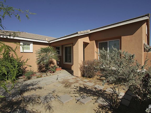 5th image of 81370 Avenida Romero