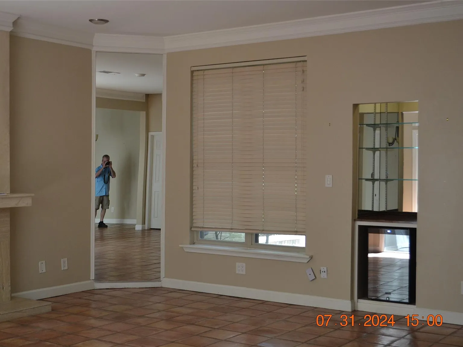 2 bed, 2.5 bath, 1571 sqft, $2,250 — Photo 2