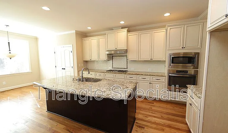 7436 Pomona Ave — Photo 4