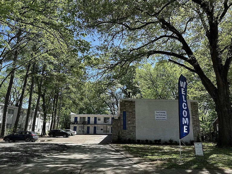 U of M Area - Southernwood Apartments — Photo 4