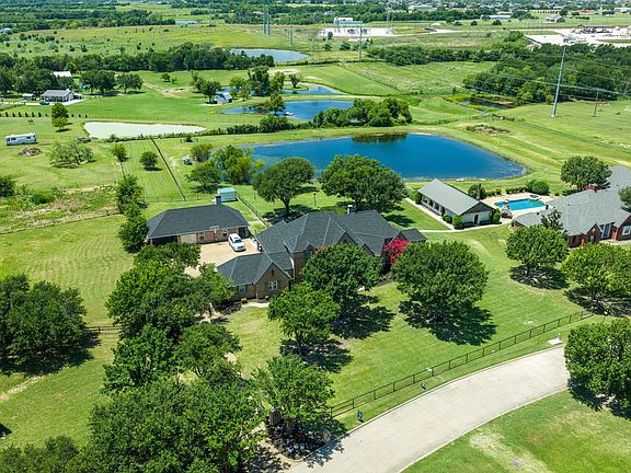 3rd image of 12376 Saddle Club Dr