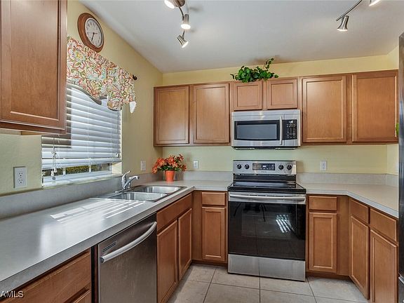 2nd image of 9084 Gervais Cir APT 605