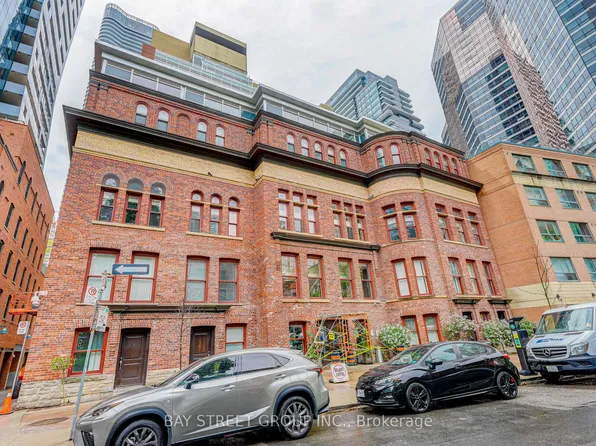 11 Saint Joseph St, Toronto, ON