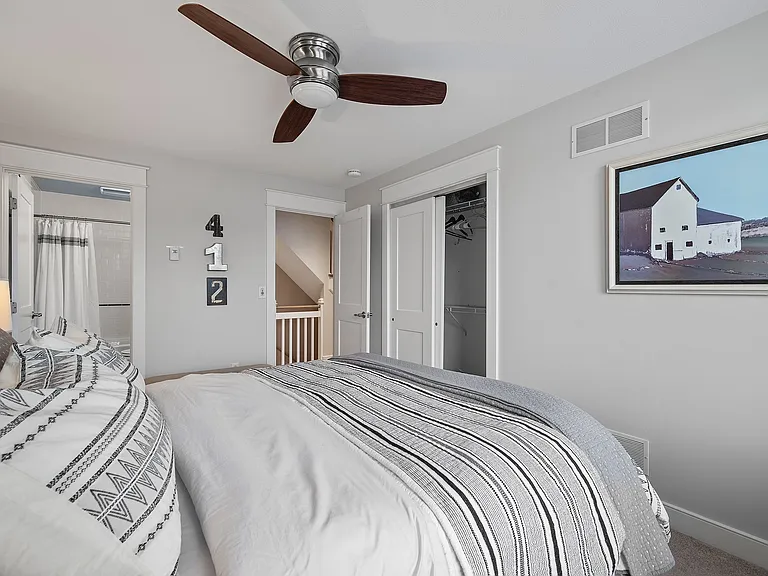 706 Ivy St #2 — Photo 24