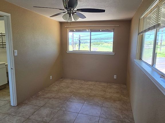 4th image of 242 Kanani Rd