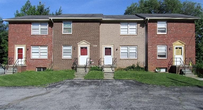 1st image of 319 Laval Hts