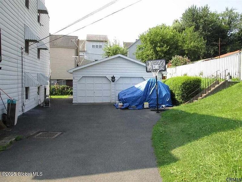 3rd image of 2-4 Wilmer Avenue