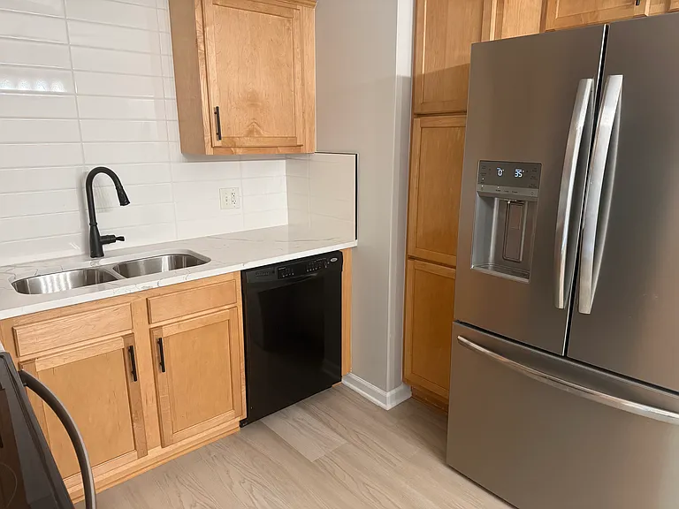14006 Jennifer Rd — Photo 7