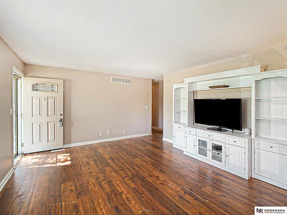 2nd image of 5001 S 52nd St