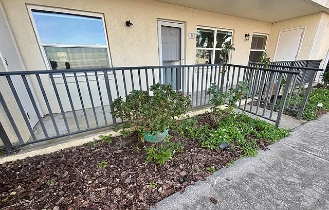 620 W Osceola St #106 — Photo 3