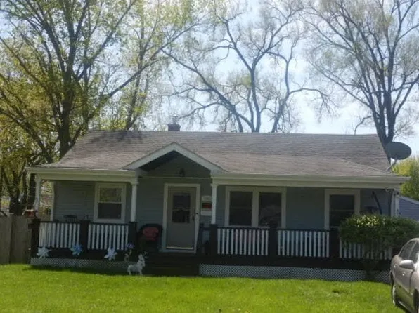 845 E 11th St, Lockport, IL 60441