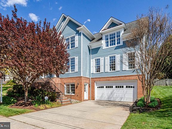 2nd image of 3519 N Dinwiddie St