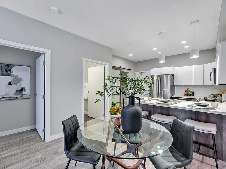 2840 Carlow Rd — Photo 6