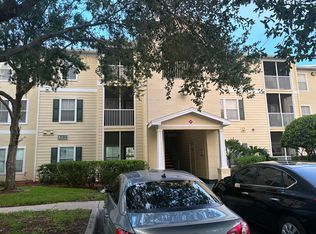 18413 Bridle Club Dr, Tampa, FL 33647