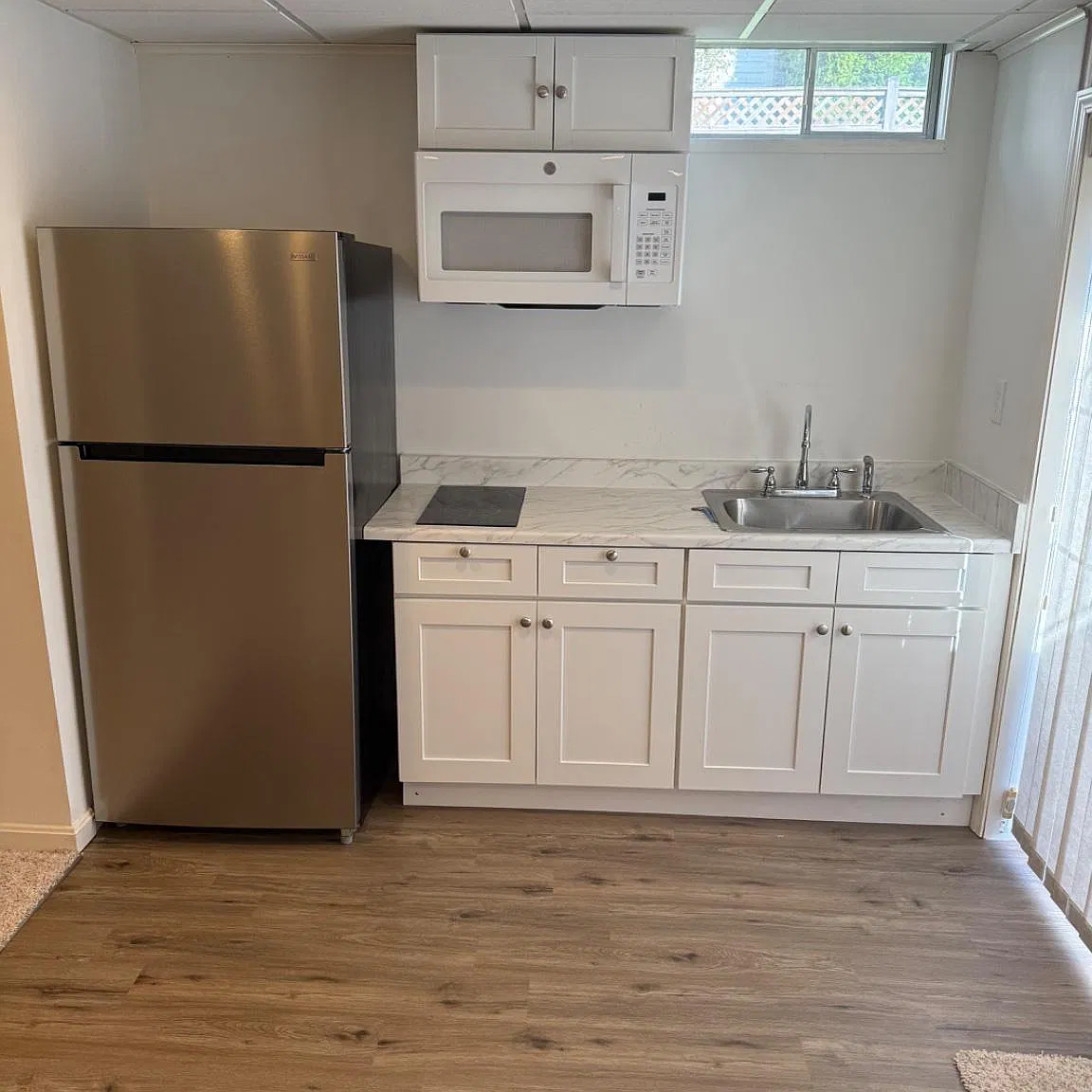 1 bed, 1.0 bath, 1042 sqft, $1,600 — Photo 1