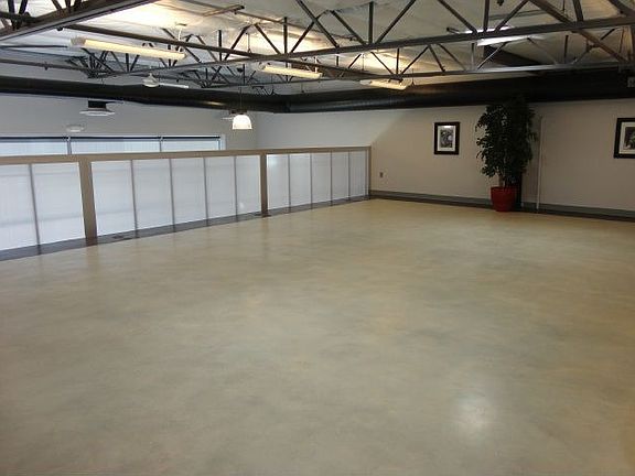5th image of 950 Reserve Dr Ste 110