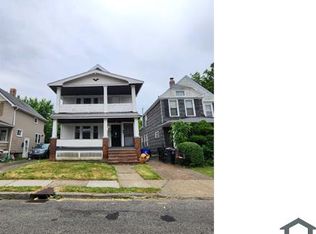2200 W 104th St, Cleveland, OH 44102
