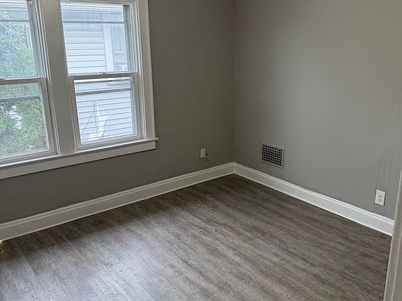 5th image of 471-473 S Terrace Ave #471